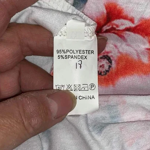 Floral Tee - Size 18 - Picture 3 of 5